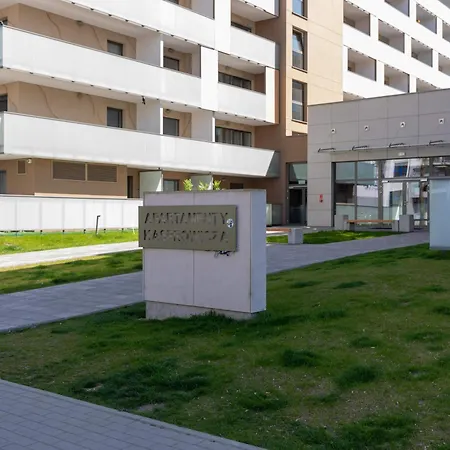 Deluxe Baltic Wave, Basen, Silownia, Parking By Renters 아파트 코워브제크