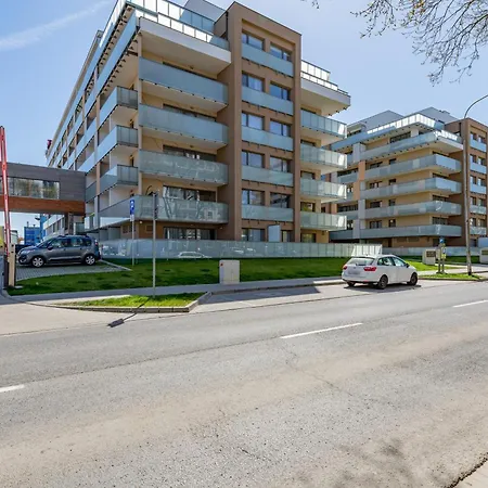 Deluxe Baltic Wave, Basen, Silownia, Parking By Renters Apartamento *